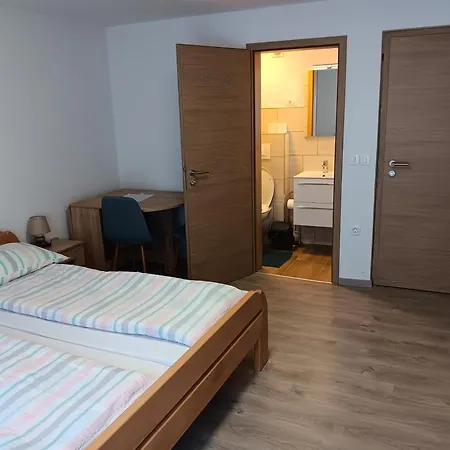 Turisticna Kmetija Pr Trebce