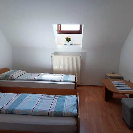 Turisticna Kmetija Pr Bed & Breakfast