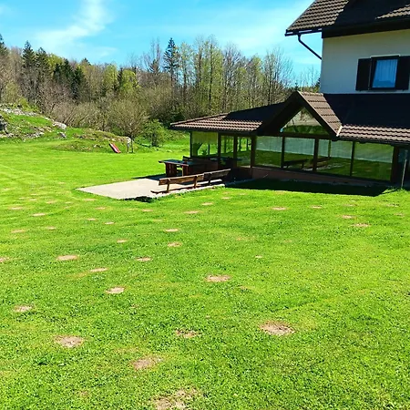 Bed & Breakfast Turisticna Kmetija Pr 3*