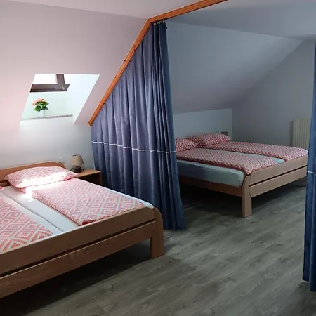 Bed & Breakfast Turisticna Kmetija Pr 3*